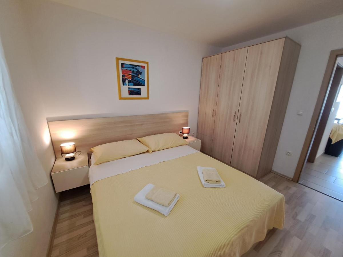 Apartments Fran I Baska  Exterior photo